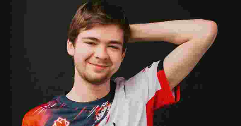 Weibo Gaming 官方： Jungler Youdang 正式离队，向传奇峡谷矛王致敬